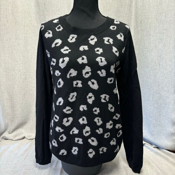 Garnet Hill Leopard Print Black Grey Wool Sweater Crew Neck Women’s Medium - Picture 1 of 12